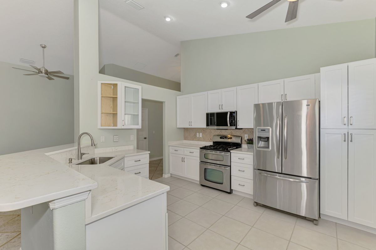 Ascendia Group-5271 Highbury Cir, Sarasota-1